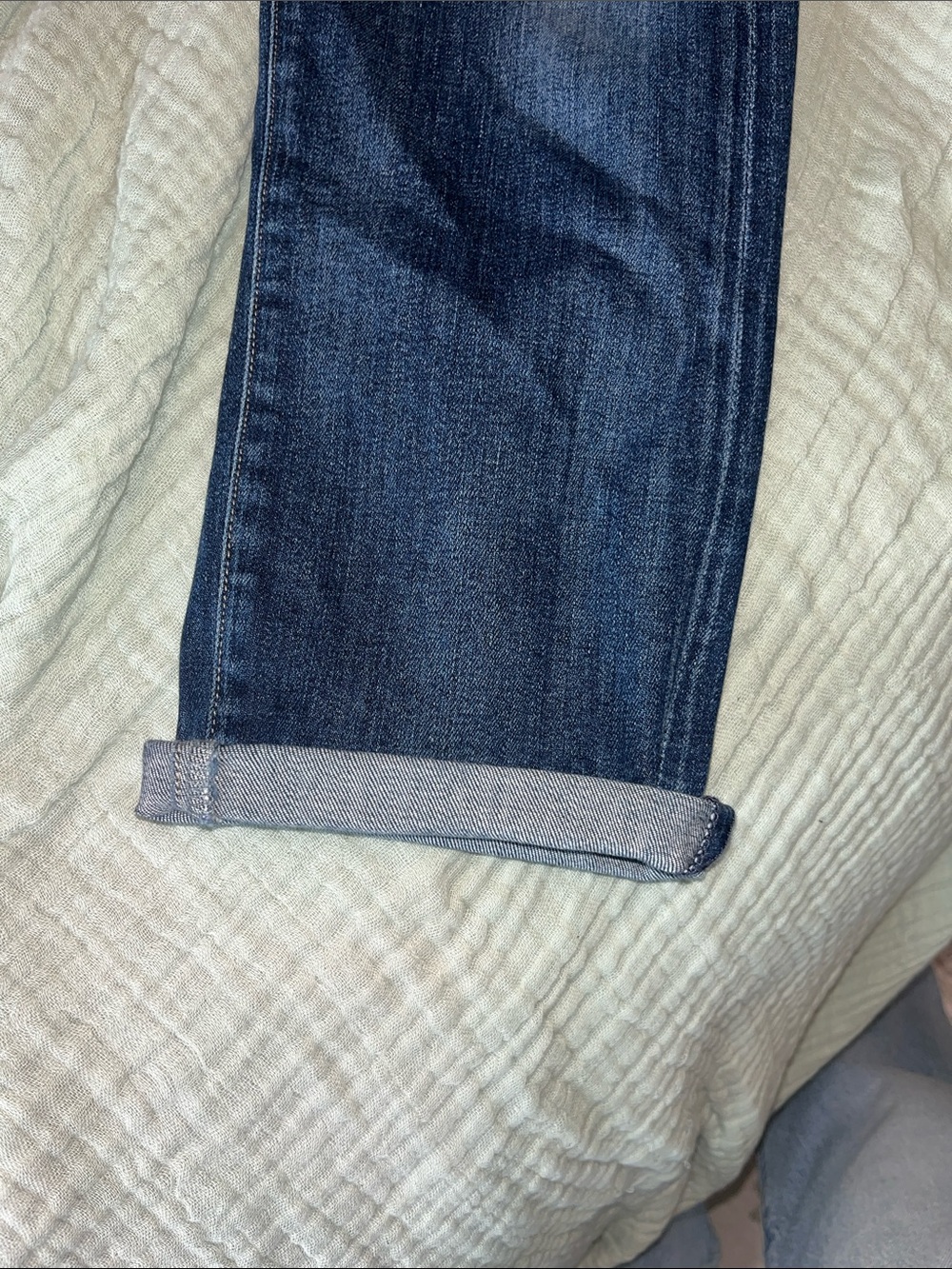 Citizens Of Humanity Slim Boyfriend, Mid Rise, Straight Leg, Button Fly - Picture 9 of 15
